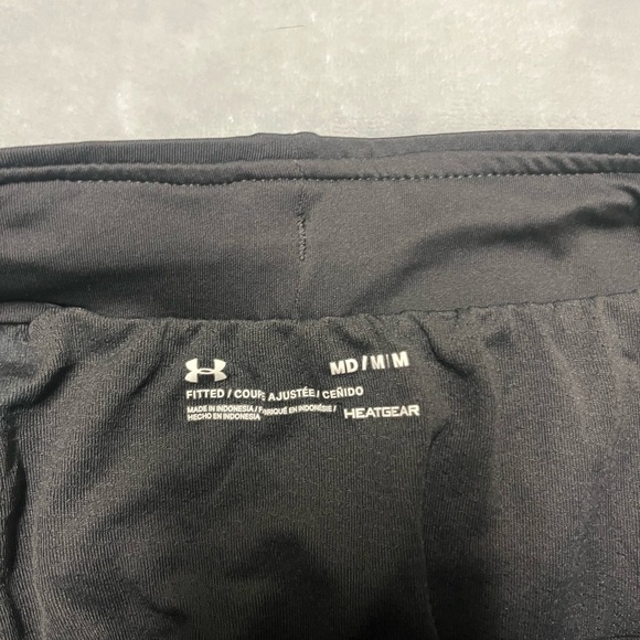 🌻Under Armour Women's Black and Blue Shorts - Picture 5 of 5